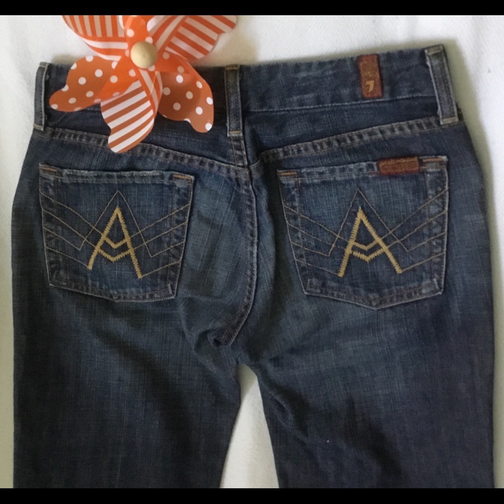 “7 For All Mankind” Jeans-Sz 25. Bell/Wide Leg.